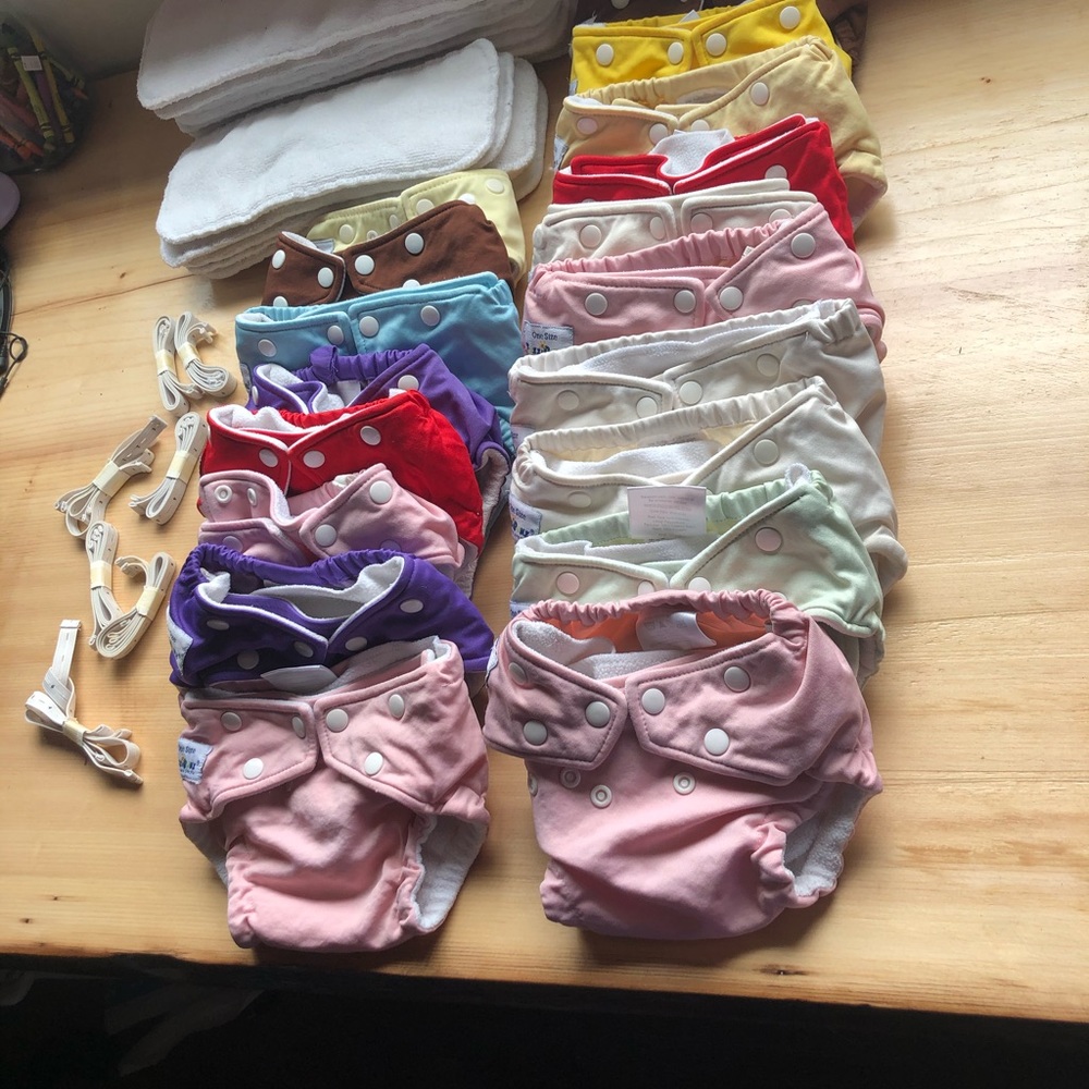 Fuzzibunz one size adjustable pocket cloth diapers